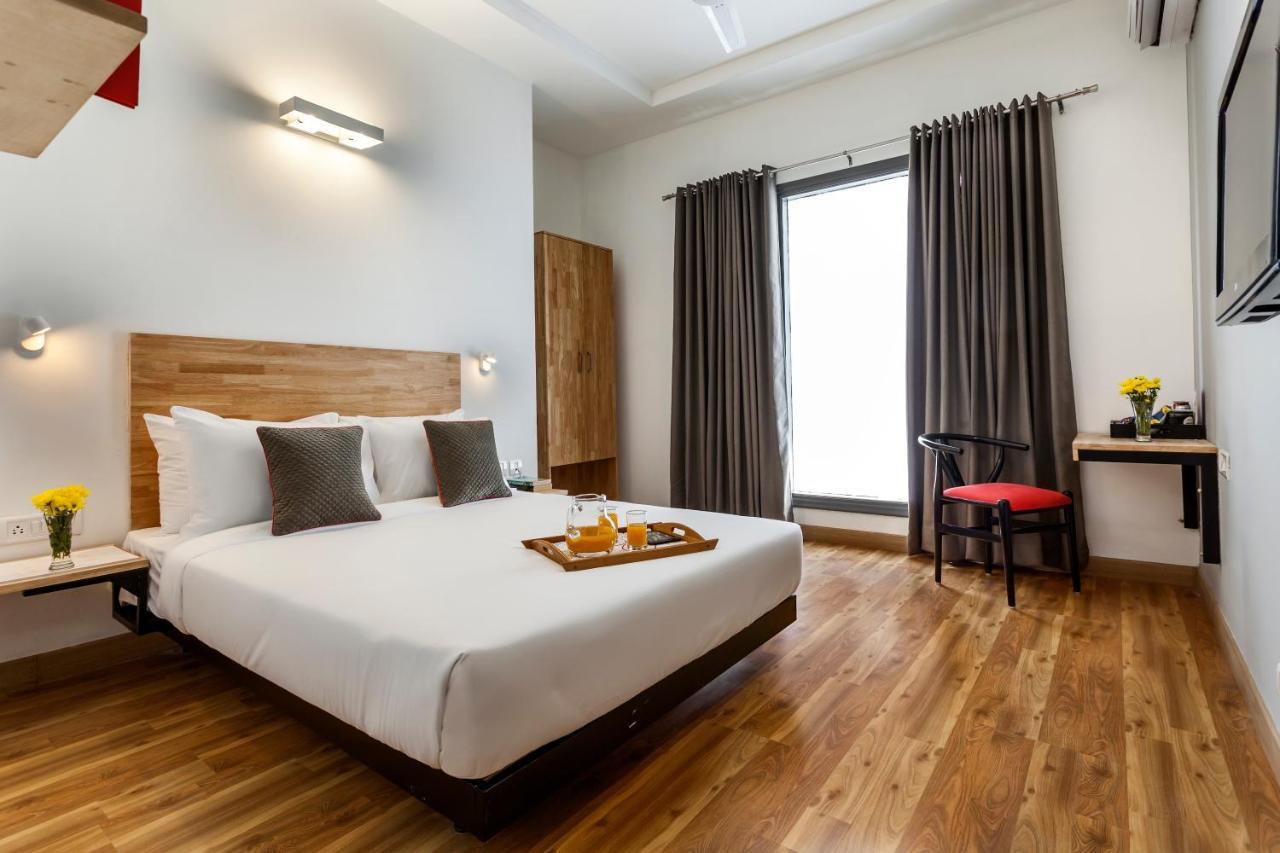 Oyo Townhouse 010 La Paradise New Delhi Luaran gambar