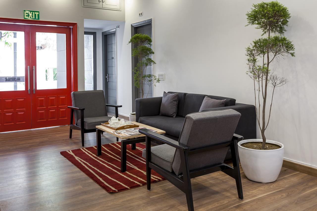 Oyo Townhouse 010 La Paradise New Delhi Luaran gambar