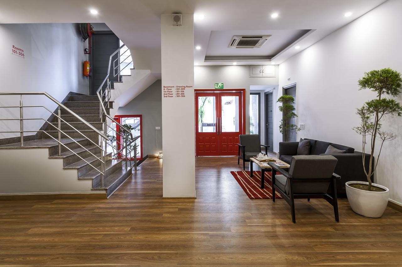 Oyo Townhouse 010 La Paradise New Delhi Luaran gambar
